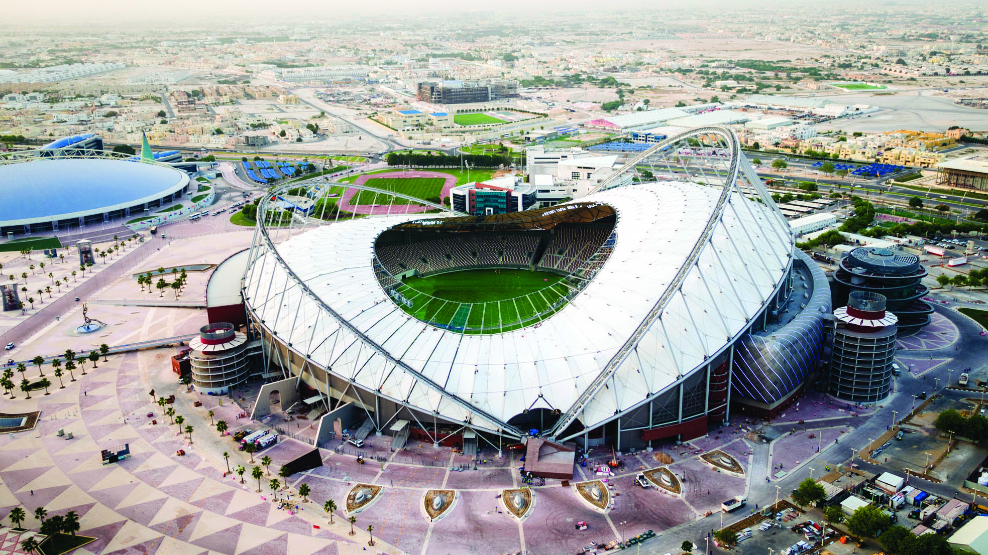 стадион халиф катар 2022