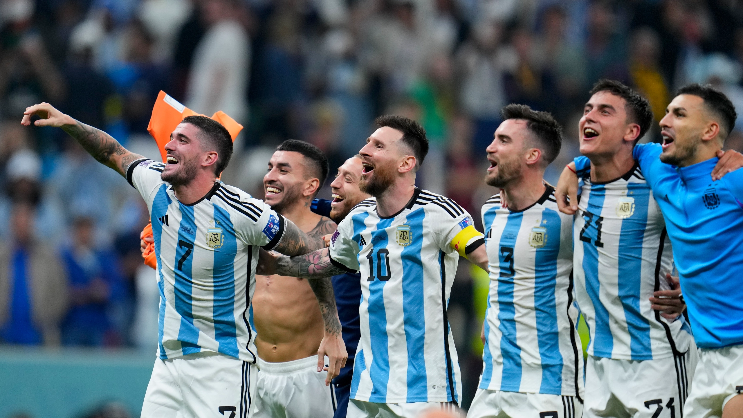 40 спортсменов 6 из аргентины. Сборная Аргентины 2022. Альварес сборная Аргентины. Сборная Аргентины финал 2022. Сборная Аргентины ЧМ 2023.